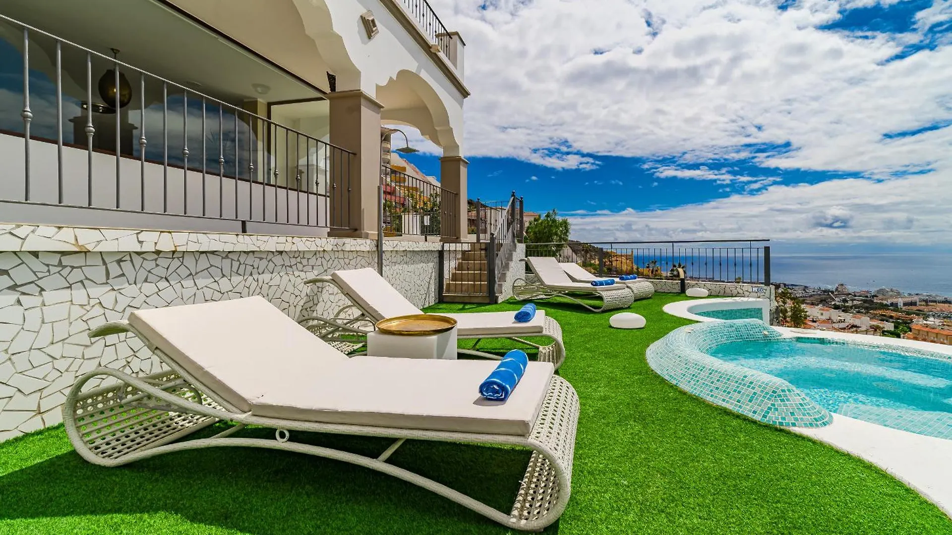 فيلة Luxuryvilla Heatedpool Costaadeje Panoramicseaview أذيخي إسبانيا