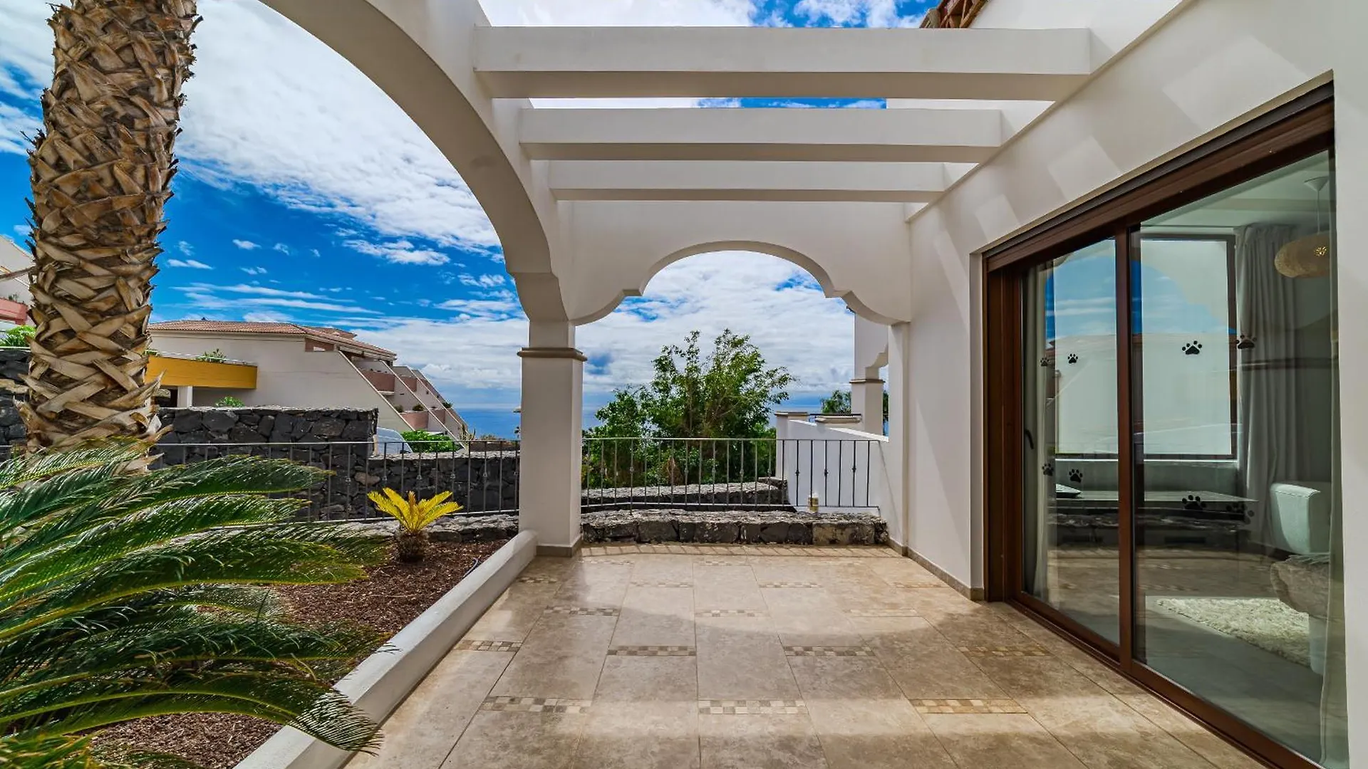 Luxuryvilla Heatedpool Costaadeje Panoramicseaview أذيخي 0*,  إسبانيا