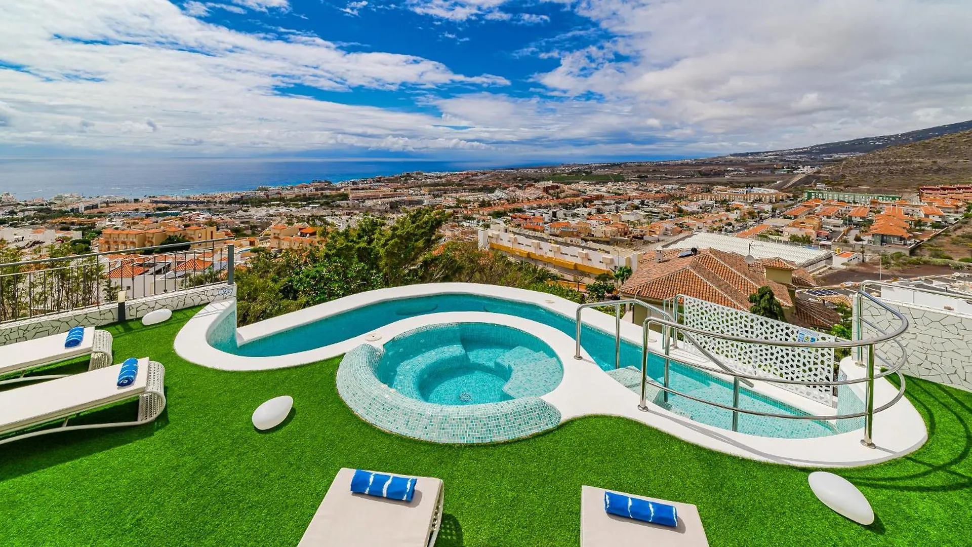 فيلة Luxuryvilla Heatedpool Costaadeje Panoramicseaview أذيخي