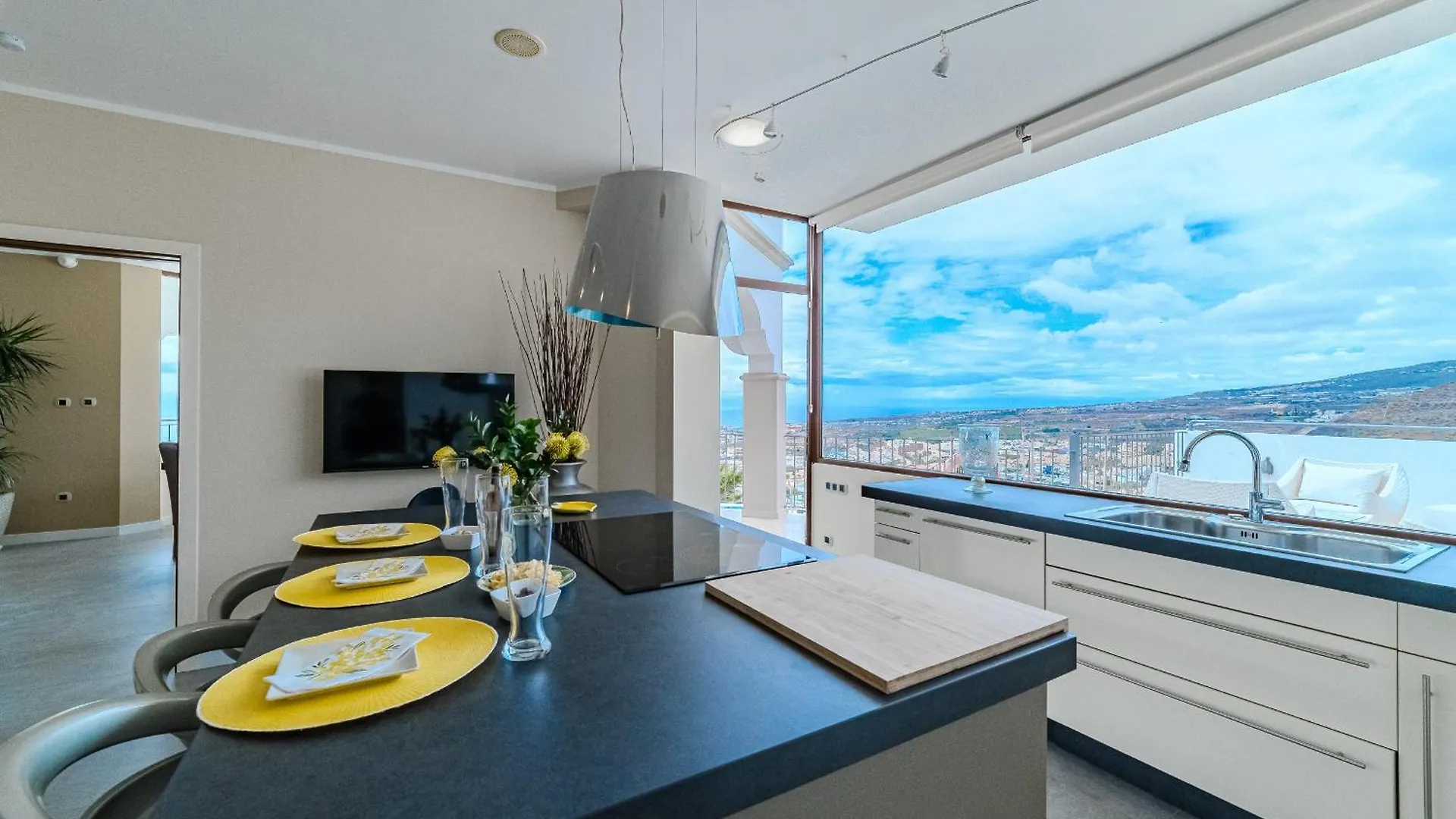 Luxuryvilla Heatedpool Costaadeje Panoramicseaview أذيخي