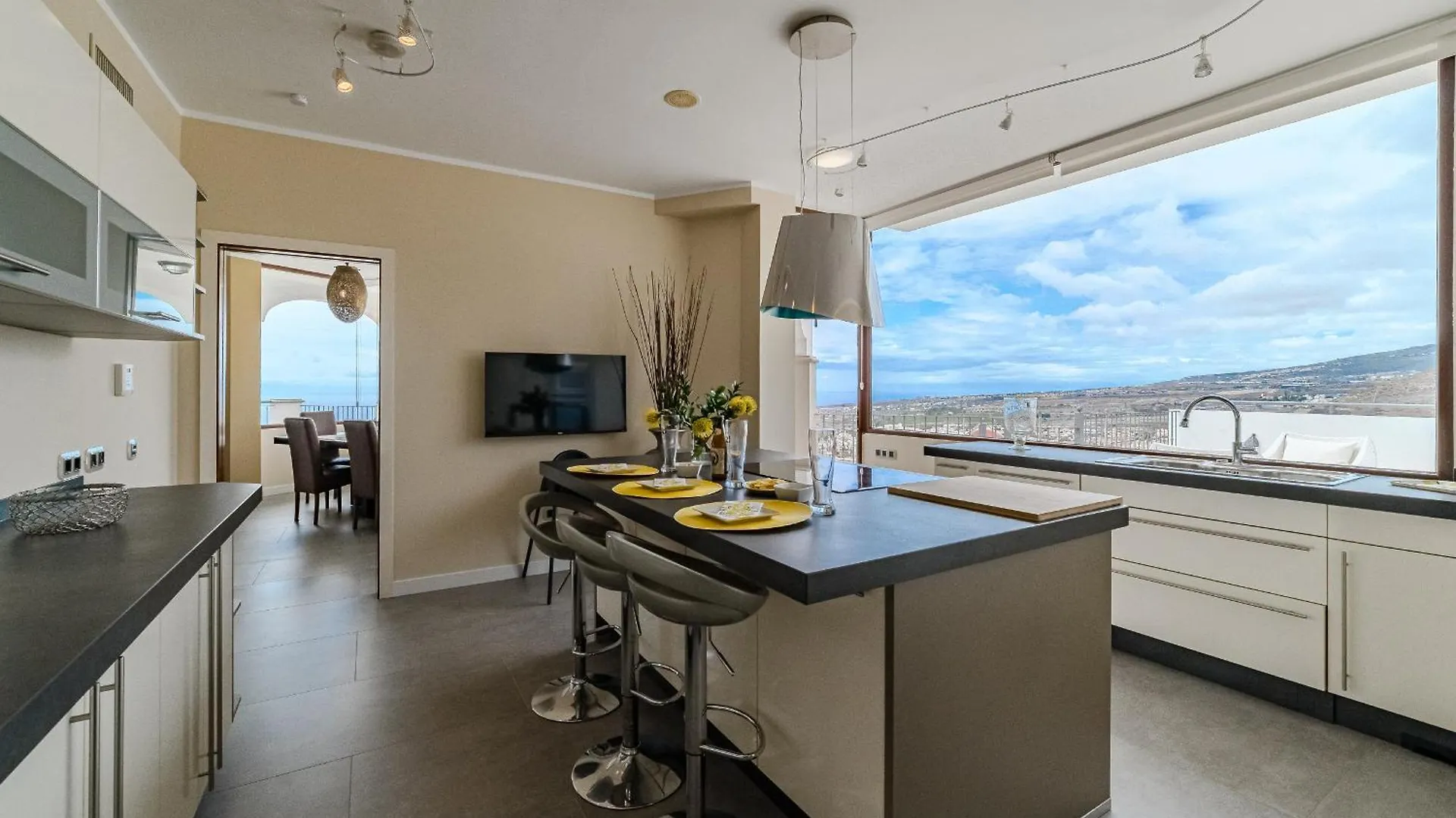 Luxuryvilla Heatedpool Costaadeje Panoramicseaview أذيخي إسبانيا