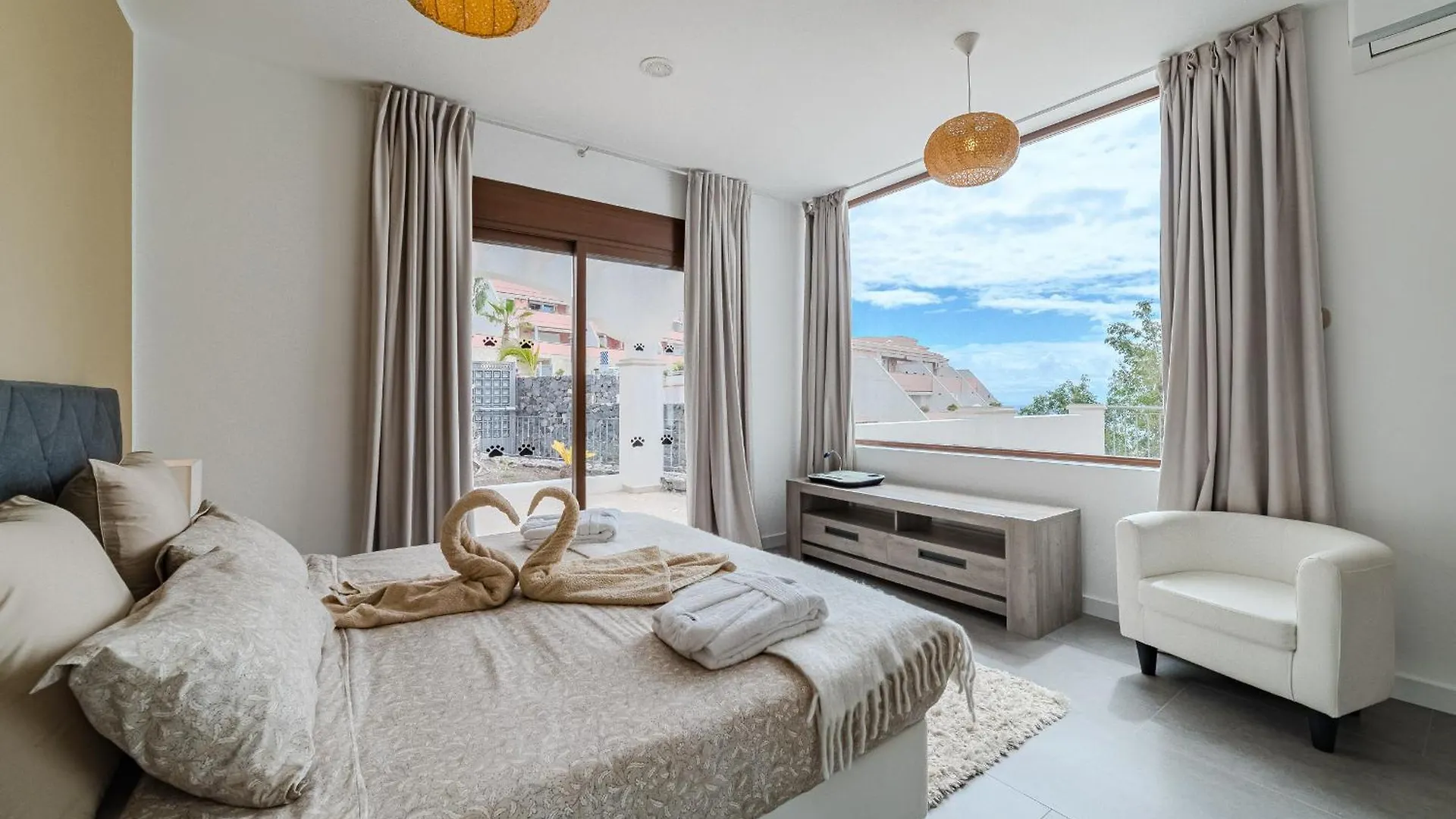 אדחה Luxuryvilla Heatedpool Costaadeje Panoramicseaview 0*,  ספרד