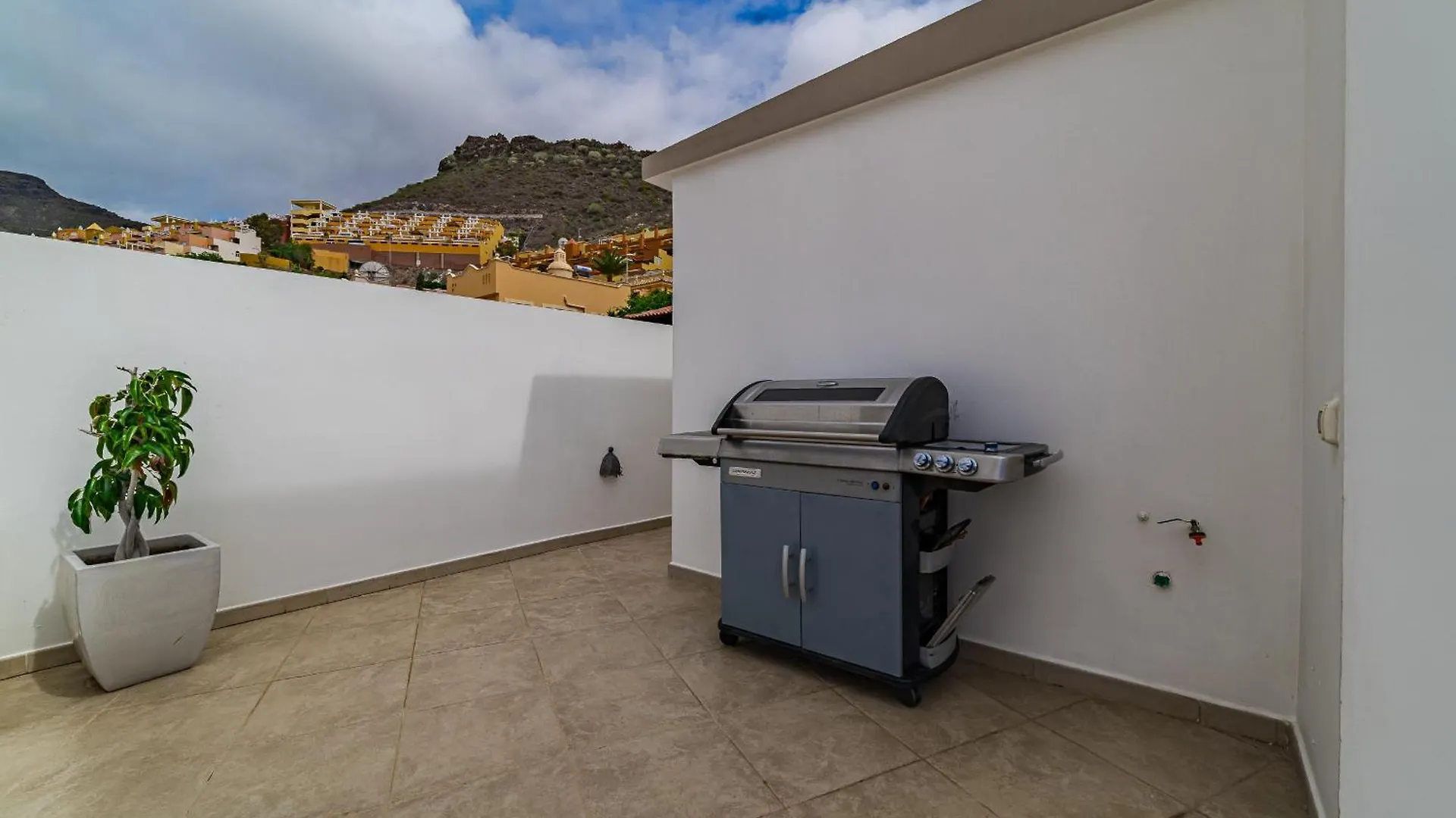 Luxuryvilla Heatedpool Costaadeje Panoramicseaview أذيخي 0*,